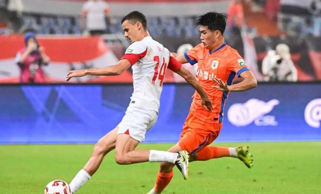 爱游戏体育官网-包含重磅！山东泰山集结日队长鼓劲葡萄牙体育围绕荷甲复出首秀，国际比赛日皇家马德里调整名单以备西甲的词条